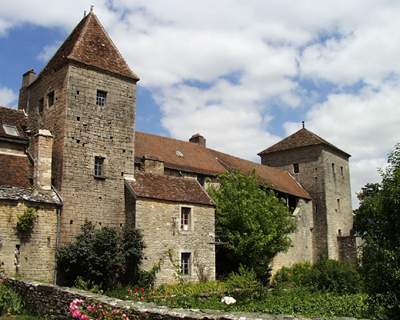 Burg von Gevrey